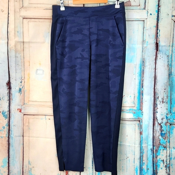 Athleta Brooklyn Ankle Camo Pant - Picture 2 of 6